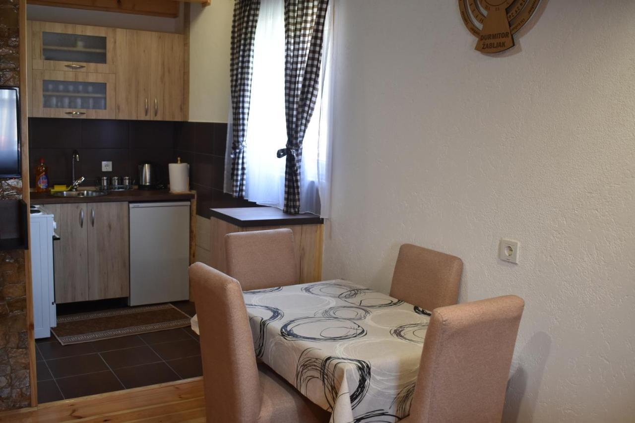 Apartments Avramovic - Bungalow Žabljak Buitenkant foto