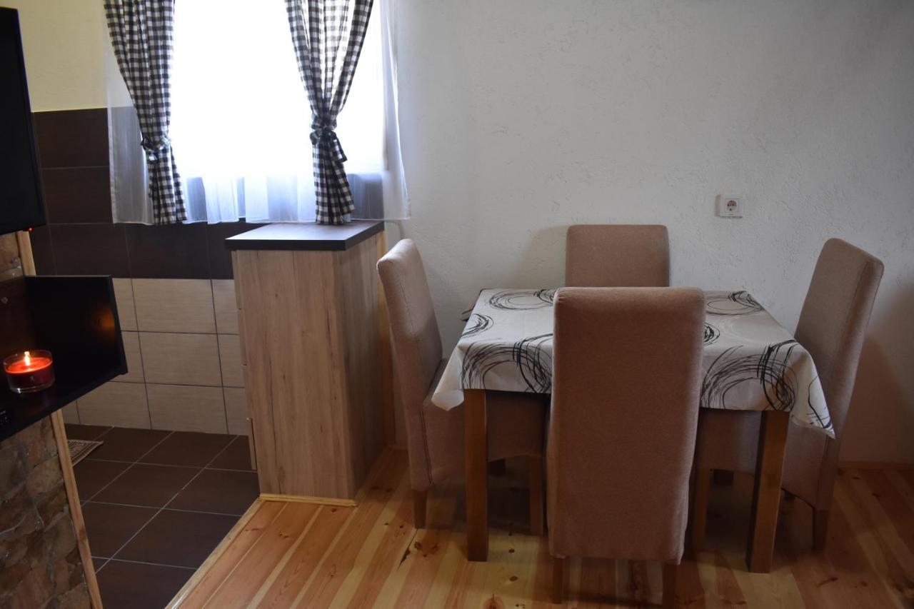 Apartments Avramovic - Bungalow Žabljak Buitenkant foto